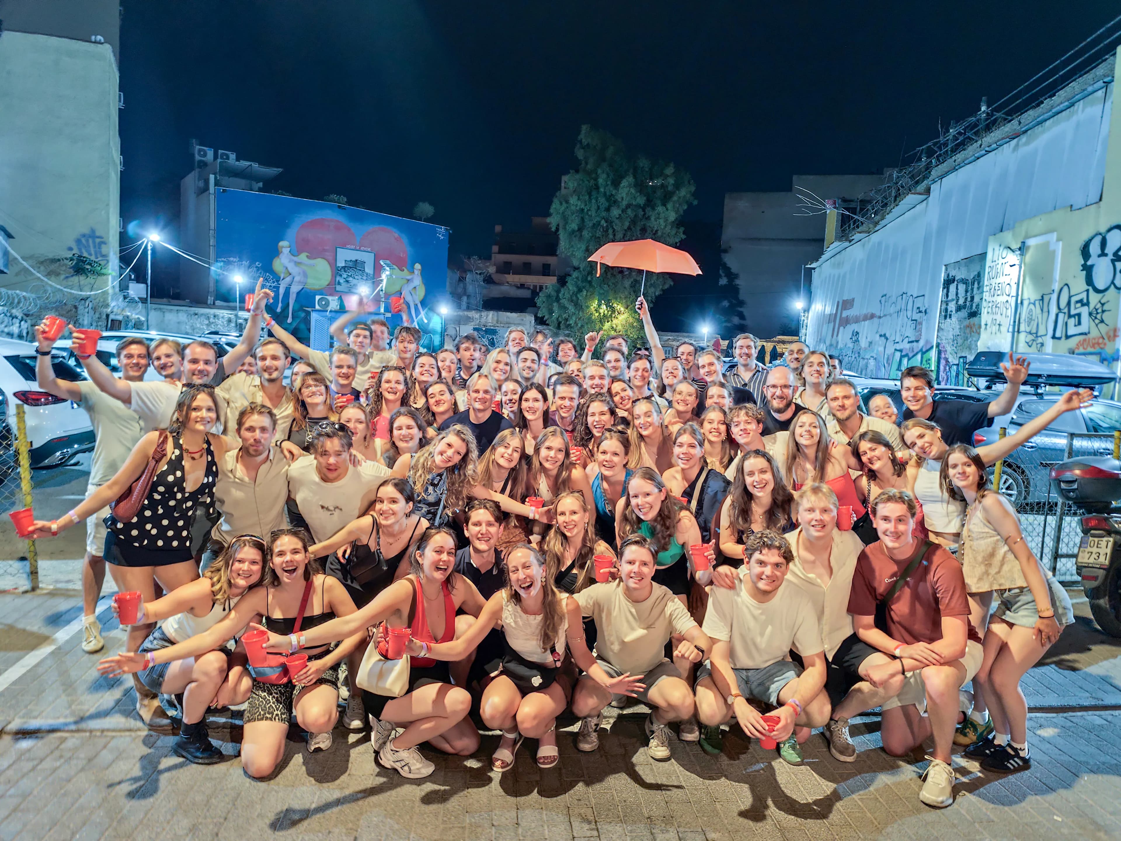 Student Groups Discounted Pub Crawls in Athens